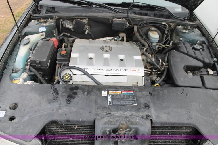 image for item H1673 2000 Cadillac Seville SLS