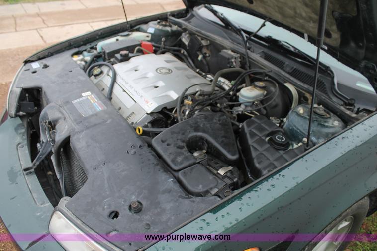 image for item H1673 2000 Cadillac Seville SLS