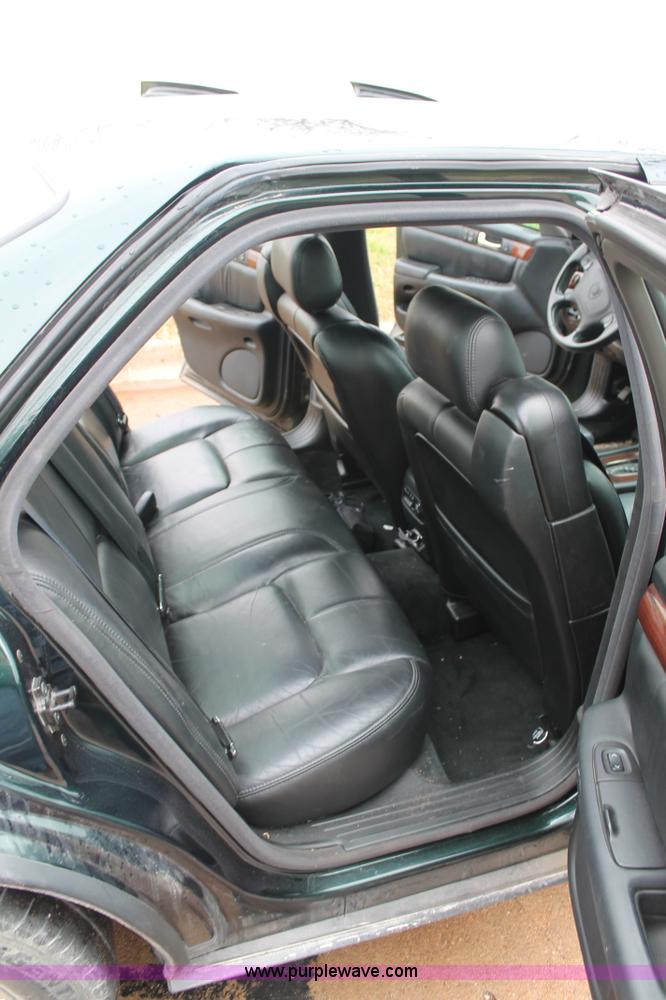 image for item H1673 2000 Cadillac Seville SLS