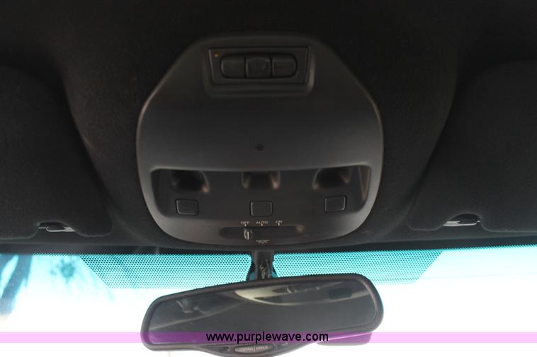 image for item H1673 2000 Cadillac Seville SLS