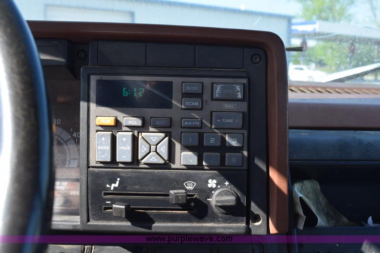 image for item H5104 1992 Chevrolet Kodiak propane truck