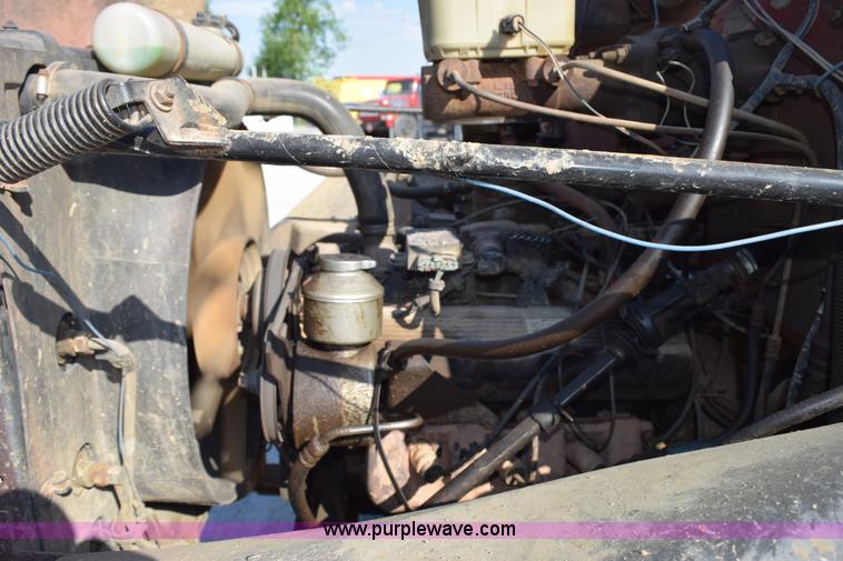 image for item H5104 1992 Chevrolet Kodiak propane truck