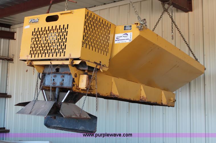 image for item H5513 Flink FM8ET spreader