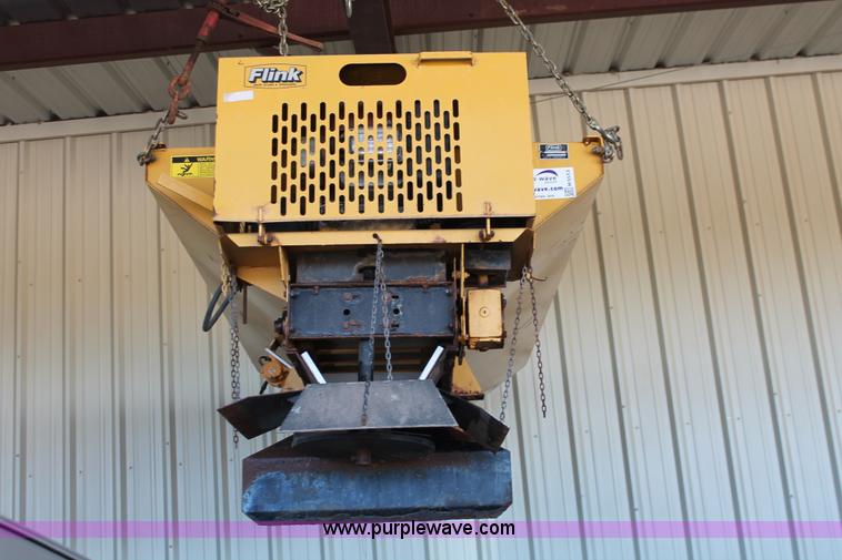 image for item H5513 Flink FM8ET spreader