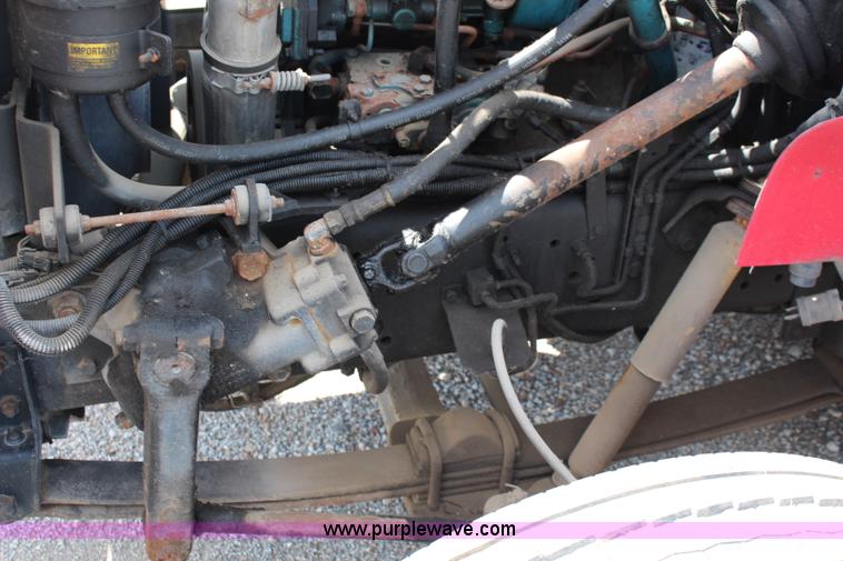 image for item J1140 1997 International 810 ambulance