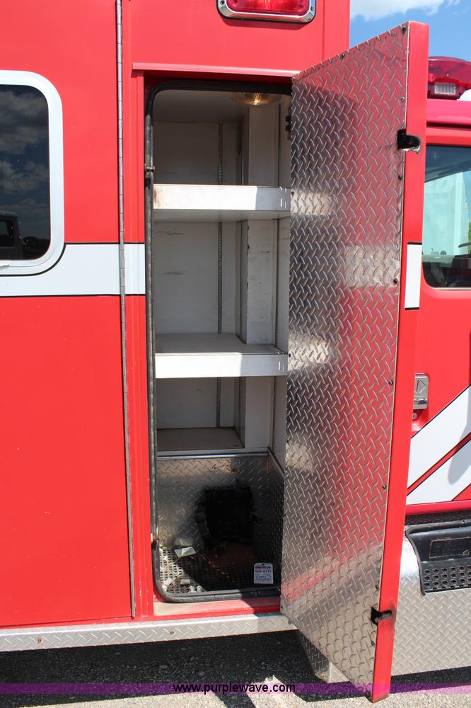 image for item J1140 1997 International 810 ambulance