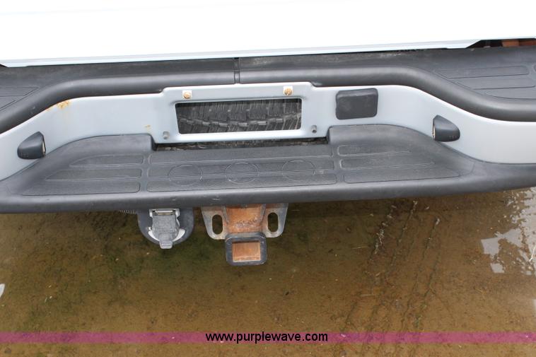 image for item J5771 2004 Chevrolet Silverado 1500 Ext. Cab pickup truck