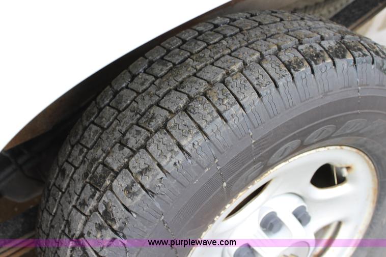 image for item J5771 2004 Chevrolet Silverado 1500 Ext. Cab pickup truck