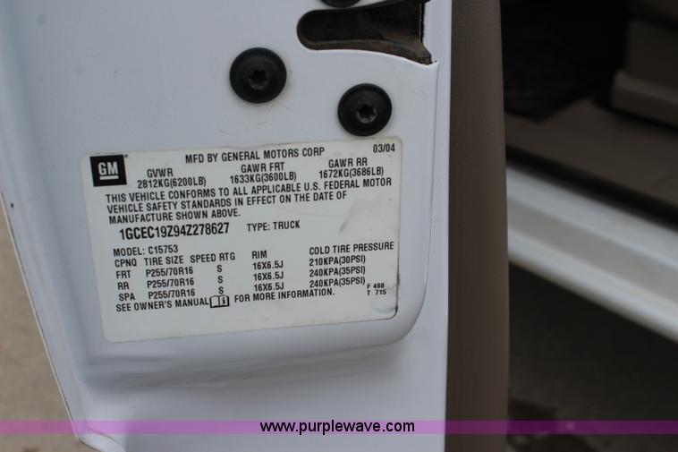 image for item J5771 2004 Chevrolet Silverado 1500 Ext. Cab pickup truck