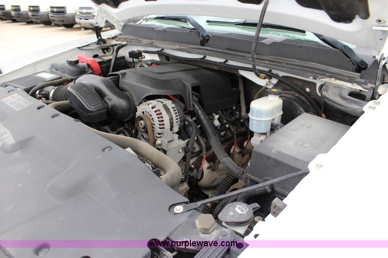 image for item J5772 2007 Chevrolet Silverado 1500 Ext. Cab pickup truck