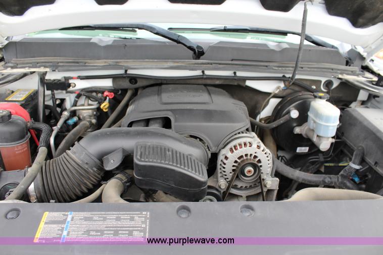 image for item J5772 2007 Chevrolet Silverado 1500 Ext. Cab pickup truck