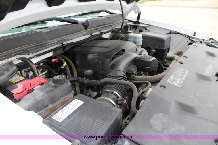 image for item J5772 2007 Chevrolet Silverado 1500 Ext. Cab pickup truck