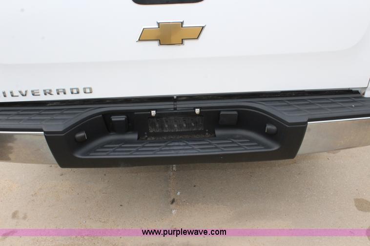 image for item J5772 2007 Chevrolet Silverado 1500 Ext. Cab pickup truck