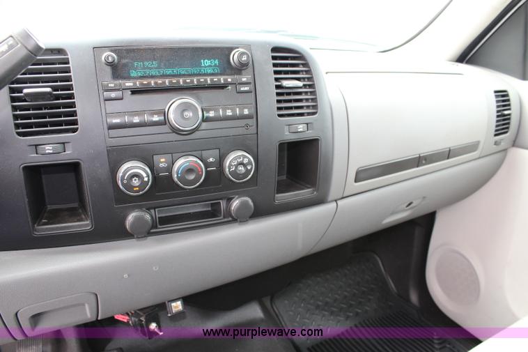 image for item J5773 2008 Chevrolet Silverado 1500 Ext. Cab pickup truck