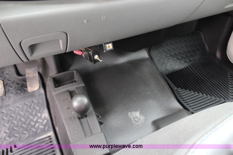 image for item J5773 2008 Chevrolet Silverado 1500 Ext. Cab pickup truck