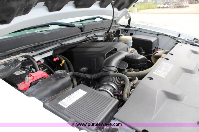 image for item J5773 2008 Chevrolet Silverado 1500 Ext. Cab pickup truck