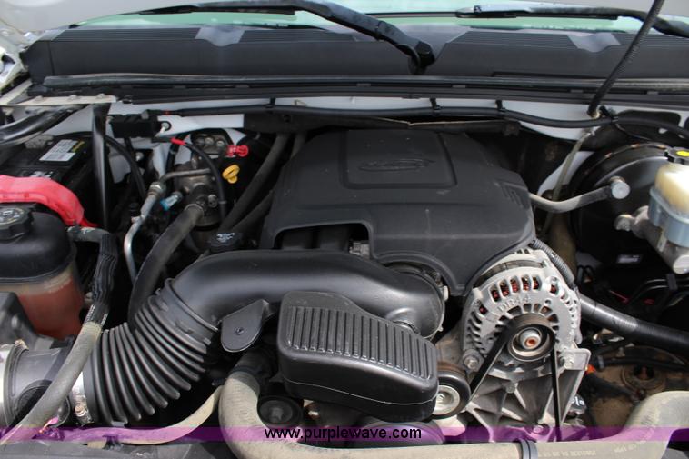 image for item J5773 2008 Chevrolet Silverado 1500 Ext. Cab pickup truck