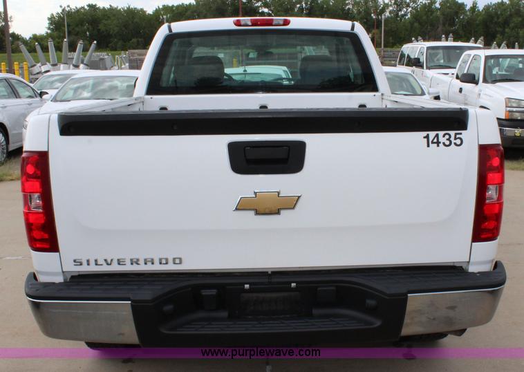 image for item J5775 2008 Chevrolet Silverado 1500 Ext. Cab pickup truck