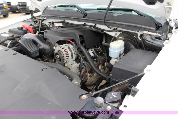 image for item J5775 2008 Chevrolet Silverado 1500 Ext. Cab pickup truck