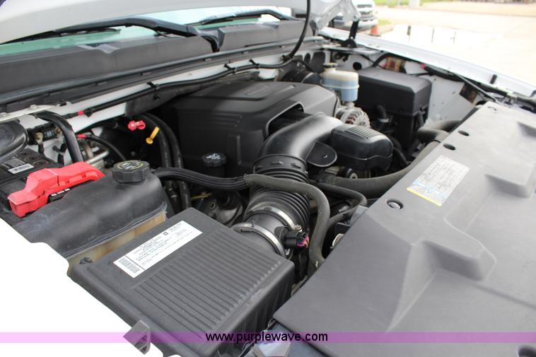 image for item J5775 2008 Chevrolet Silverado 1500 Ext. Cab pickup truck