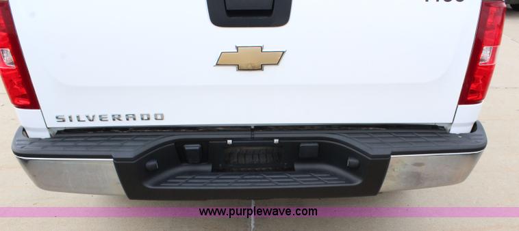 image for item J5775 2008 Chevrolet Silverado 1500 Ext. Cab pickup truck