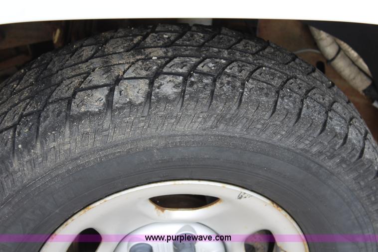 image for item J5776 2004 Chevrolet Silverado 1500 Ext. Cab pickup truck