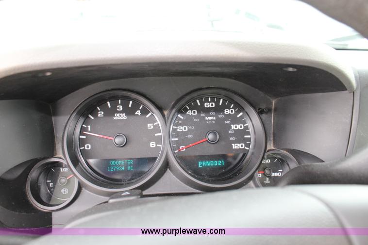 image for item J5777 2007 Chevrolet Silverado 1500 Ext. Cab pickup truck