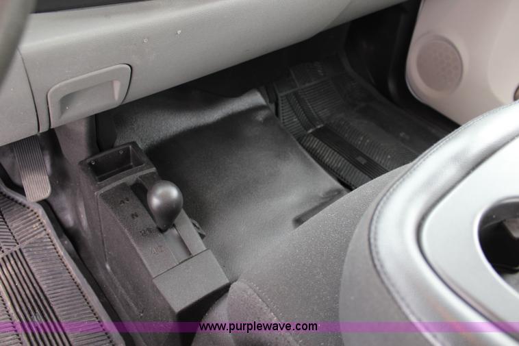 image for item J5777 2007 Chevrolet Silverado 1500 Ext. Cab pickup truck