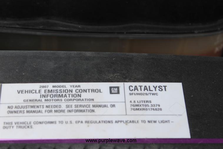 image for item J5777 2007 Chevrolet Silverado 1500 Ext. Cab pickup truck