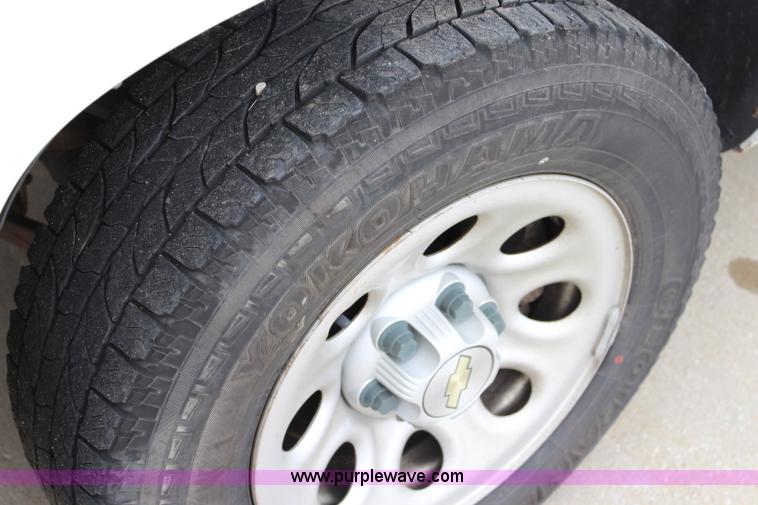 image for item J5777 2007 Chevrolet Silverado 1500 Ext. Cab pickup truck