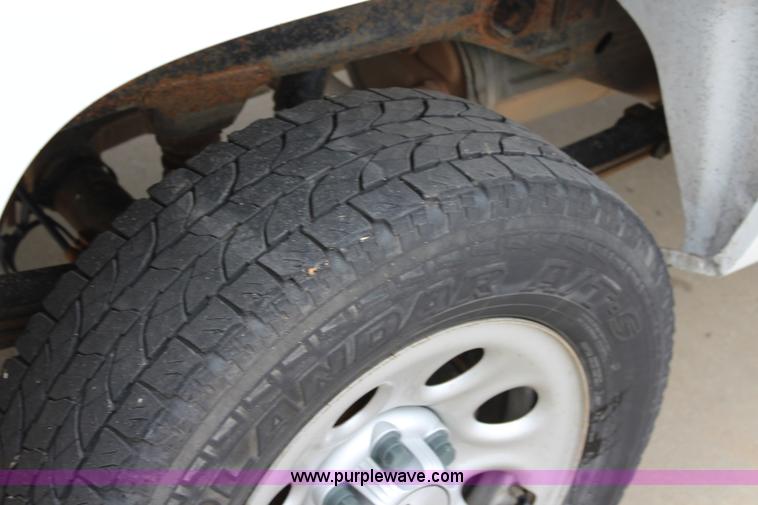 image for item J5777 2007 Chevrolet Silverado 1500 Ext. Cab pickup truck