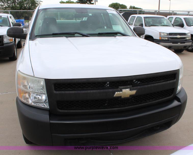 image for item J5778 2008 Chevrolet Silverado 1500 Ext. Cab pickup truck