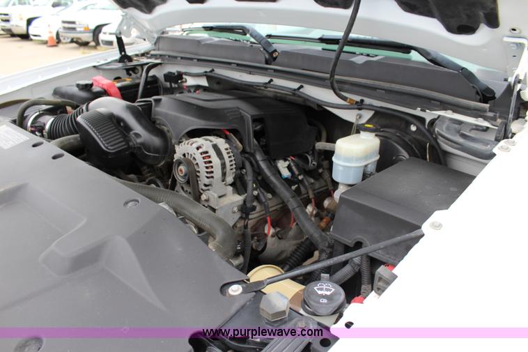 image for item J5778 2008 Chevrolet Silverado 1500 Ext. Cab pickup truck