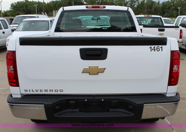 image for item J5779 2008 Chevrolet Silverado 1500 Ext. Cab pickup truck