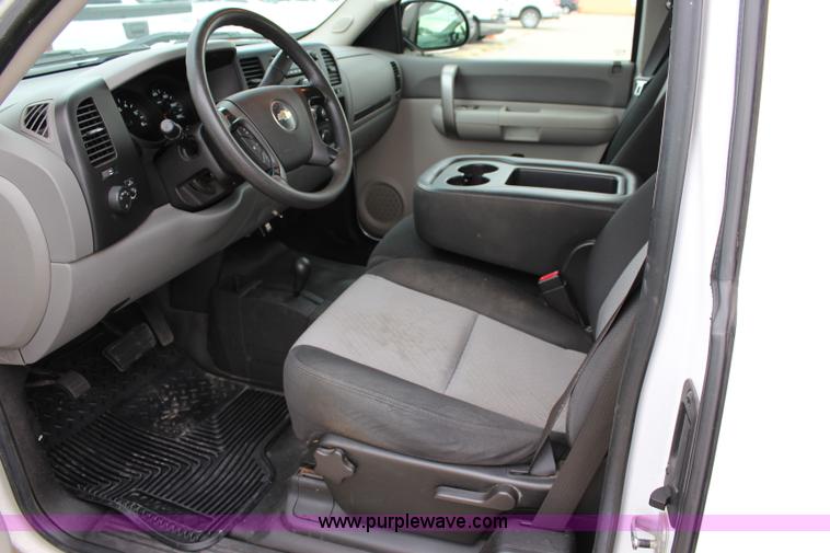 image for item J5779 2008 Chevrolet Silverado 1500 Ext. Cab pickup truck