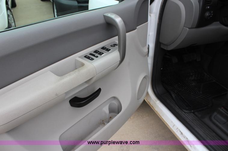 image for item J5779 2008 Chevrolet Silverado 1500 Ext. Cab pickup truck