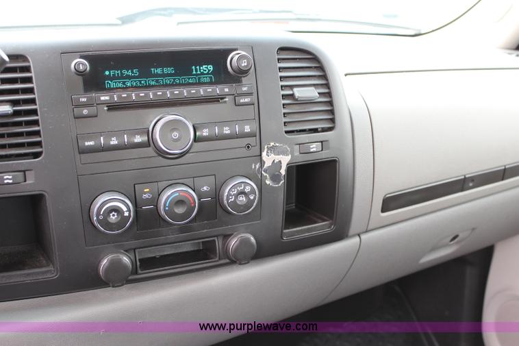 image for item J5779 2008 Chevrolet Silverado 1500 Ext. Cab pickup truck