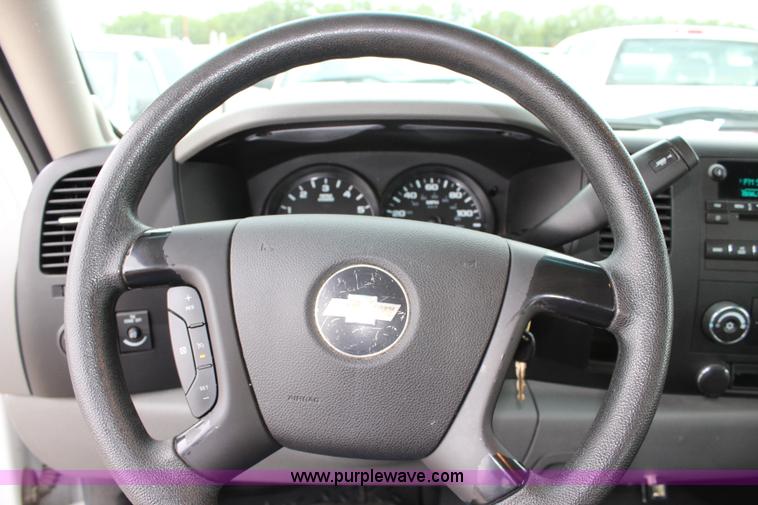 image for item J5779 2008 Chevrolet Silverado 1500 Ext. Cab pickup truck