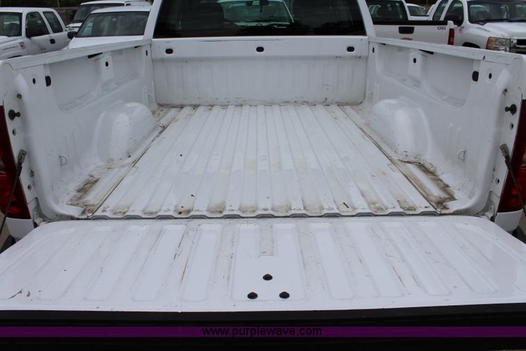 image for item J5779 2008 Chevrolet Silverado 1500 Ext. Cab pickup truck