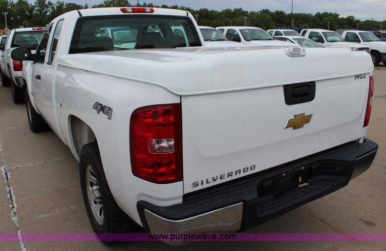 image for item J5780 2008 Chevrolet Silverado 1500 Ext. Cab pickup truck