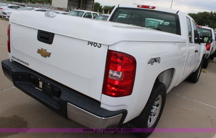 image for item J5780 2008 Chevrolet Silverado 1500 Ext. Cab pickup truck