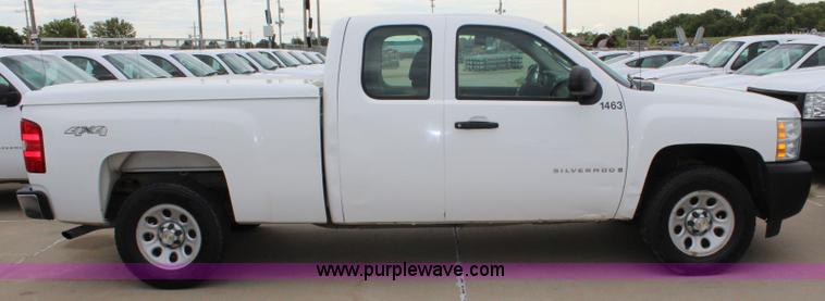 image for item J5780 2008 Chevrolet Silverado 1500 Ext. Cab pickup truck
