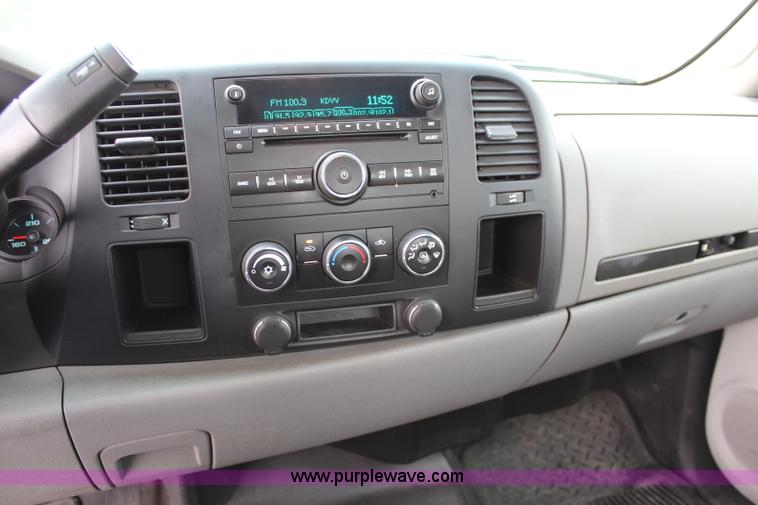 image for item J5780 2008 Chevrolet Silverado 1500 Ext. Cab pickup truck