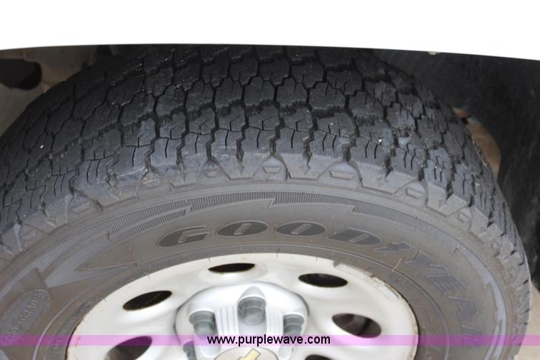 image for item J5780 2008 Chevrolet Silverado 1500 Ext. Cab pickup truck