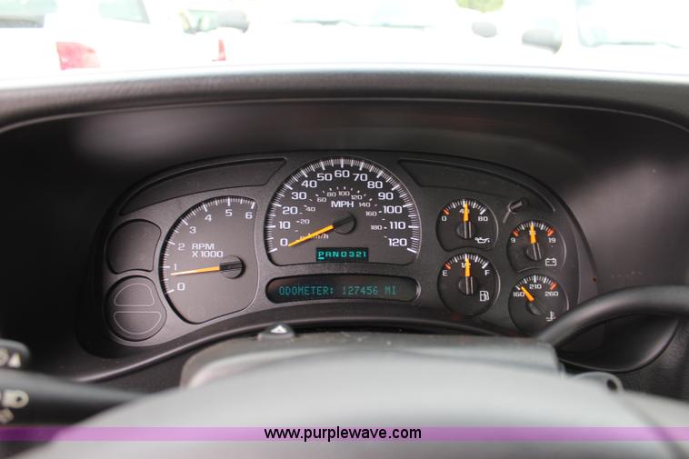 image for item J5781 2005 Chevrolet Silverado 1500 Ext. Cab pickup truck