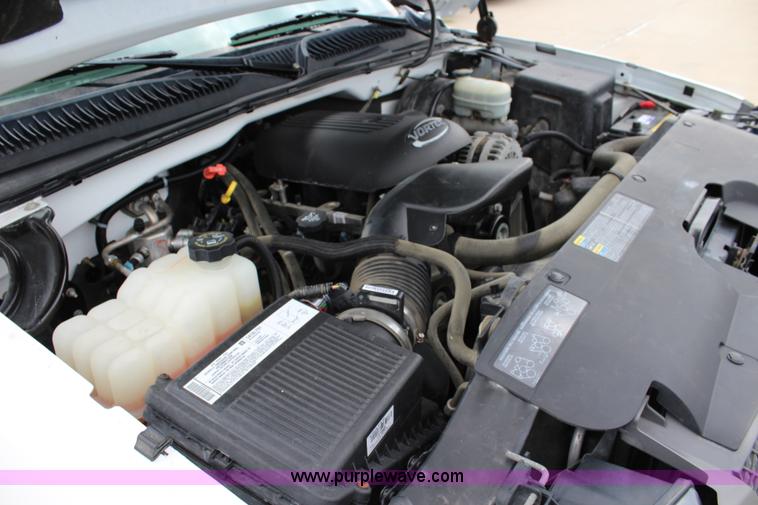 image for item J5781 2005 Chevrolet Silverado 1500 Ext. Cab pickup truck