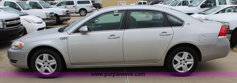 image for item J5782 2008 Chevrolet Impala LS