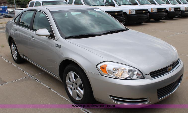 image for item J5782 2008 Chevrolet Impala LS