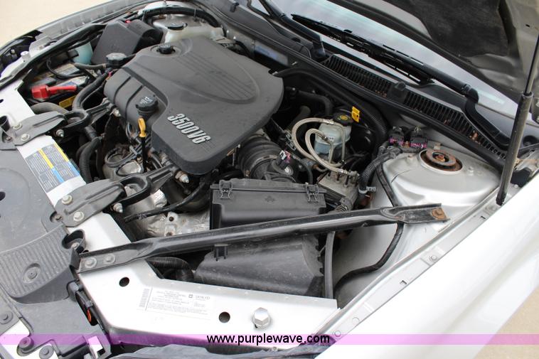 image for item J5782 2008 Chevrolet Impala LS