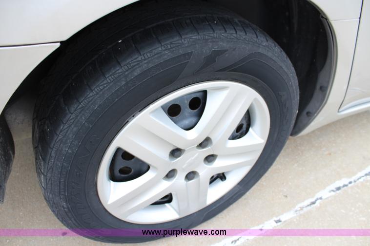 image for item J5782 2008 Chevrolet Impala LS